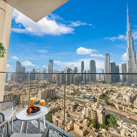 Smartstay At Burj Royale - Full Burj Khalifa View - Brand New Luxury Apartments Дубай Екстер'єр фото